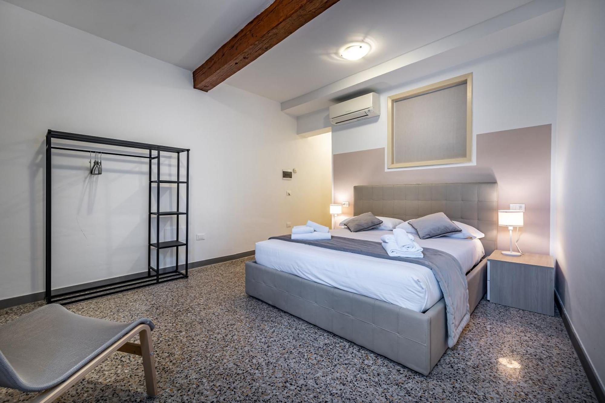 Yid Agnolo Three Bedroom Apartment In Florenz Exterior foto